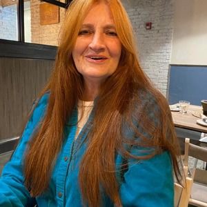 Meet your Posher, Dana